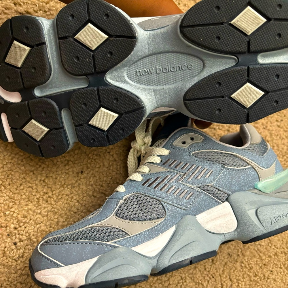 New Balance 9060